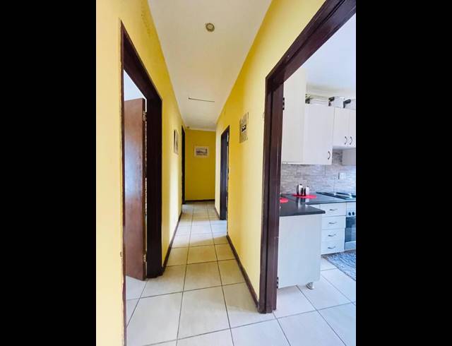 3 BEDROOM HOUSE FOR SALE IN NEW STATE AREA